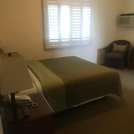 Bella Capri Inn And Suites-3